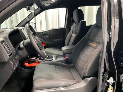 Certified 2022 Nissan Frontier PRO-4X w/ Technology Package AWD/4WD image 10