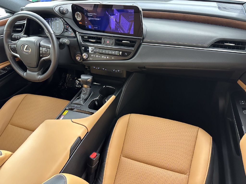 Used 2025 Lexus ES 350 w/ Accessory Package (Z2) FWD image 38