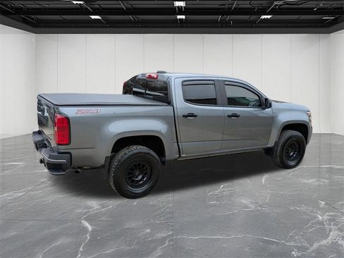 Used 2022 Chevrolet Colorado Z71 w/ Safety Package image 5