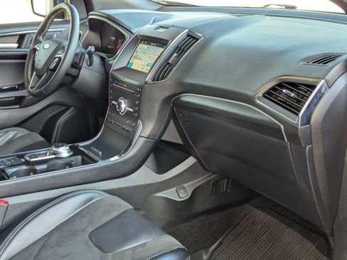 Used 2019 Ford Edge ST w/ Equipment Group 401A image 29