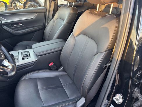 Used 2025 MAZDA CX-90 3.3 Turbo w/ Preferred Package image 37