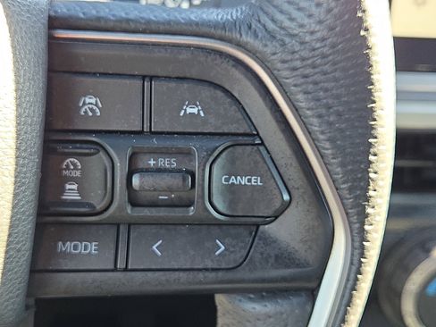 Used 2024 Toyota Tacoma TRD Off-Road image 22