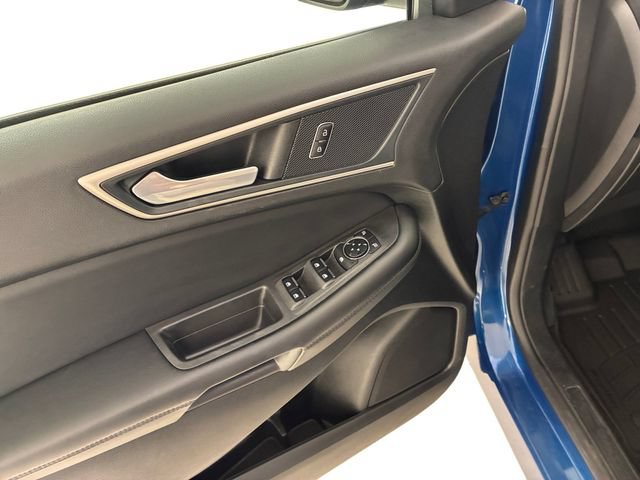 Used 2024 Ford Edge SEL AWD/4WD image 13