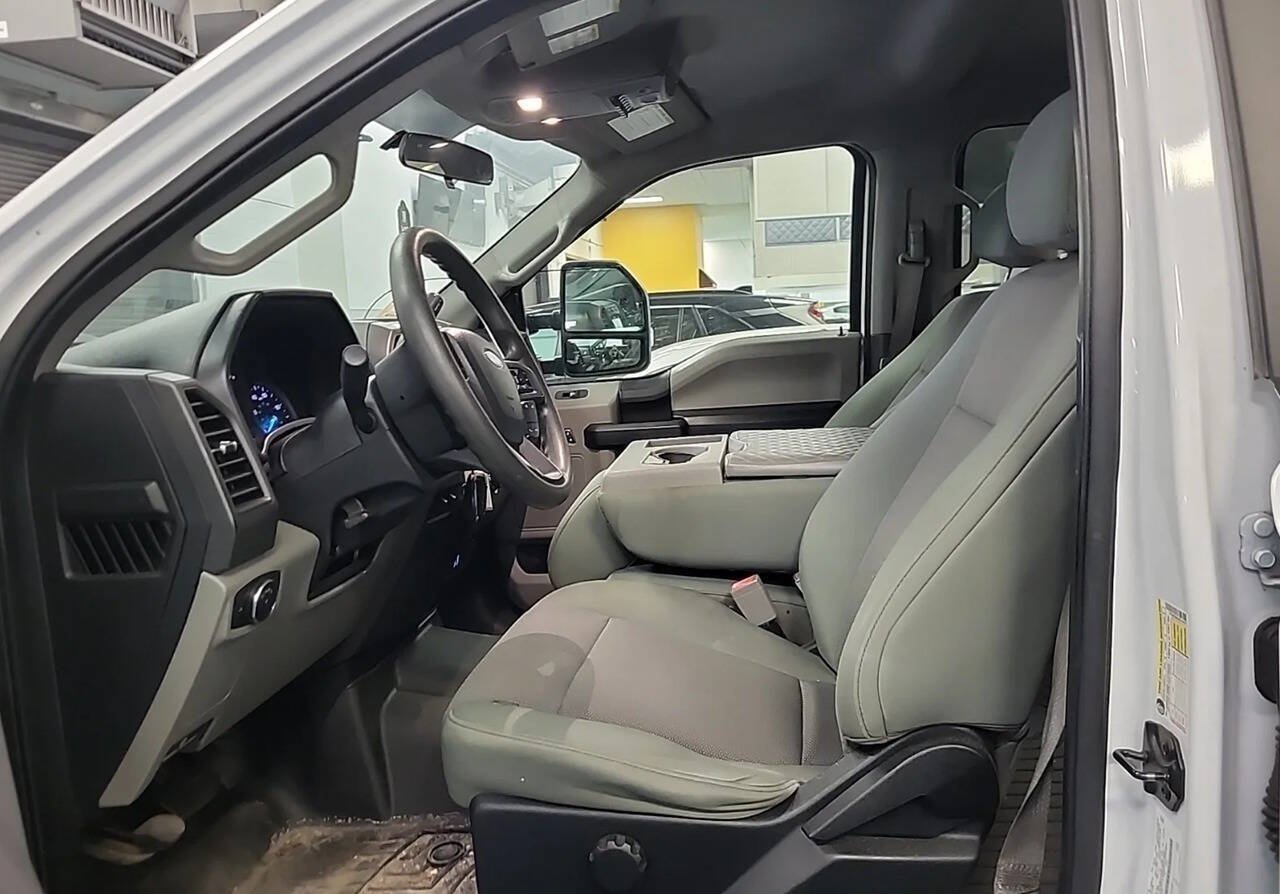 Used 2019 Ford F350 XL w/ STX Appearance Package AWD/4WD image 5
