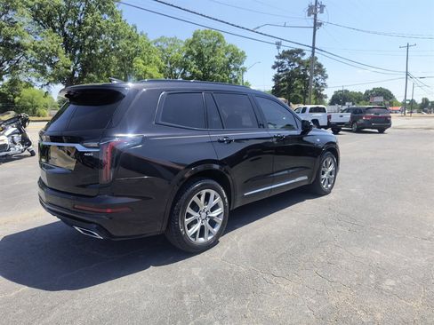 Used 2020 Cadillac XT6 Sport w/ Platinum Package AWD/4WD image 5
