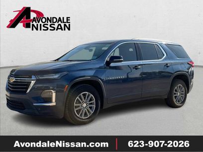 Used 2023 Chevrolet Traverse LT