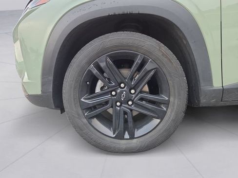 Used 2024 Chevrolet Trax ACTIV w/ Driver Confidence Package FWD image 9