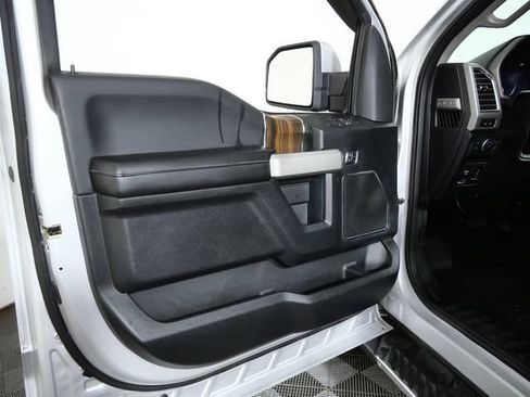 Used 2016 Ford F150 Lariat w/ Equipment Group 501A Mid AWD/4WD image 17