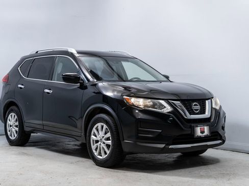 Used 2019 Nissan Rogue SV AWD/4WD image 9