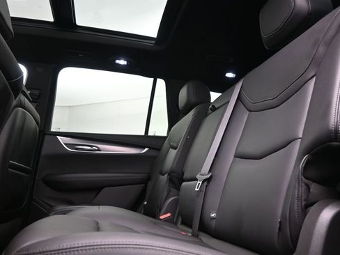 Used 2024 Cadillac XT6 Luxury w/ LPO, Floor Liner Package AWD/4WD image 13