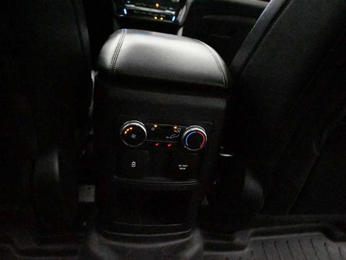 Used 2021 Ford Explorer Limited w/ Equipment Group 301A AWD/4WD image 26