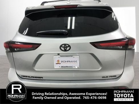 Used 2024 Toyota Highlander XLE image 5