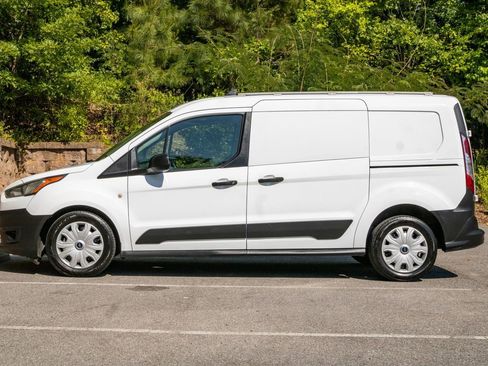 Used 2019 Ford Transit Connect XL FWD image 9