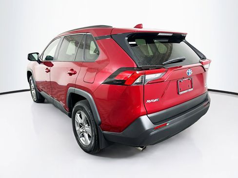 Used 2024 Toyota RAV4 LE AWD/4WD image 5