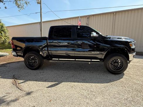 Used 2021 RAM 1500 Laramie AWD/4WD image 7