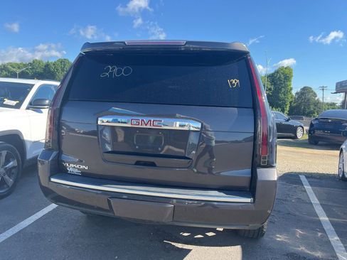 Used 2017 GMC Yukon Denali w/ Open Road Package AWD/4WD image 12