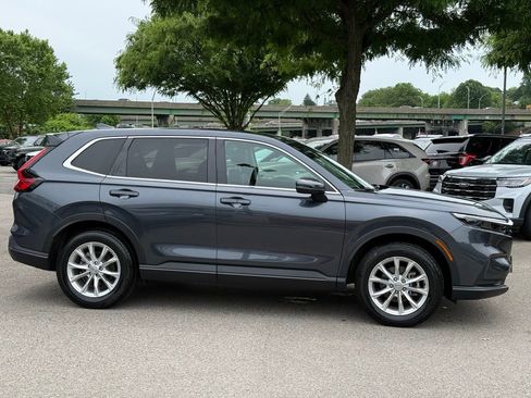 Used 2024 Honda CR-V EX-L image 5