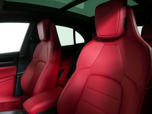 New 2026 Porsche Macan Electric image 5