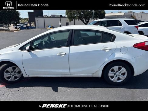 Used 2015 Kia Forte LX w/ Popular Package FWD image 1