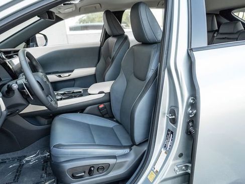 Used 2025 Lexus RZ 300e w/ Accessory Package (Z1) image 11