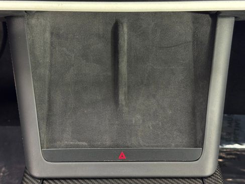 Used 2022 Tesla Model X Plaid image 31