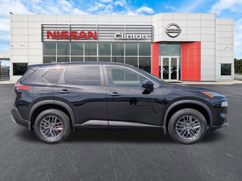 Certified 2023 Nissan Rogue S image 2