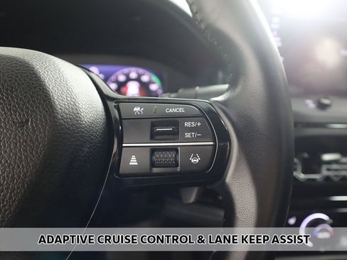 Used 2023 Honda Accord Touring image 5