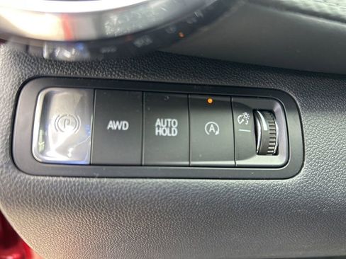 New 2026 Chevrolet Equinox LT w/ Convenience Package II AWD/4WD image 32