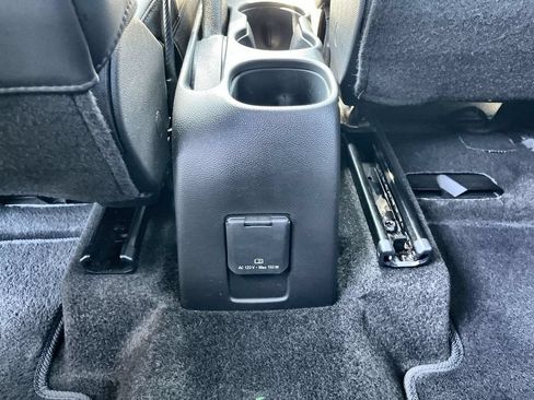 Used 2022 Chevrolet Trax LT w/ LT Convenience Package AWD/4WD image 20