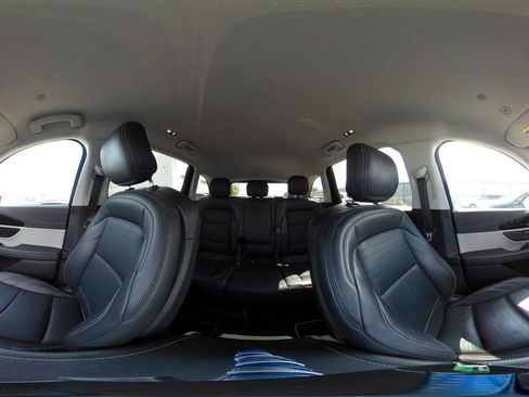 Used 2024 Lincoln Nautilus Reserve image 42