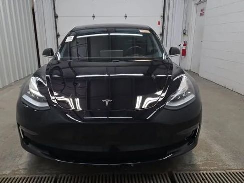 Used 2018 Tesla Model 3 Long Range image 12