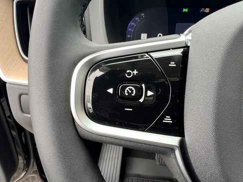 New 2026 Volvo XC60 B5 Plus w/ Protection Package Premier image 19