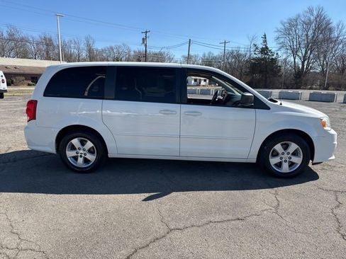 Used 2013 Dodge Grand Caravan SE image 5