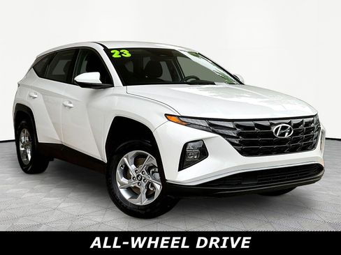 Used 2023 Hyundai Tucson SE AWD/4WD image 3