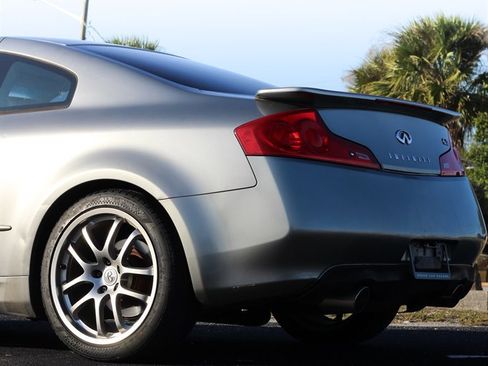 Used 2005 INFINITI G35 Coupe w/ (R01) Aero Pkg image 4