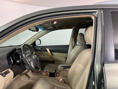 Used 2008 Toyota Highlander Limited AWD/4WD image 10
