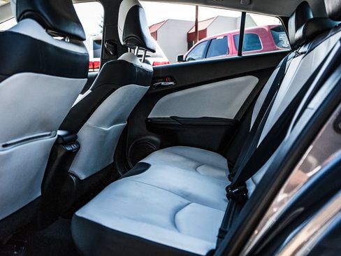 Used 2022 Toyota Prius XLE w/ Advanced Technology Package AWD/4WD image 32