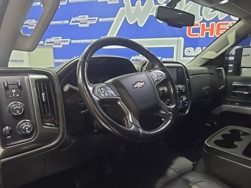 Used 2019 Chevrolet Silverado 2500 LTZ w/ Duramax Plus Package image 18