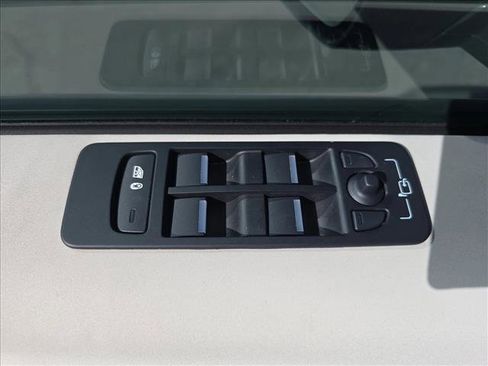 Certified 2025 Land Rover Discovery Sport S AWD/4WD image 28
