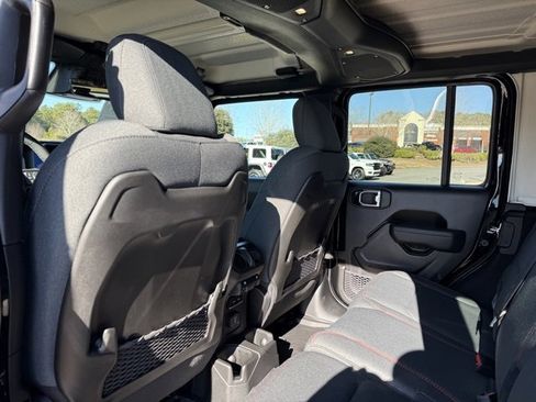New 2026 Jeep Wrangler Unlimited Rubicon image 28