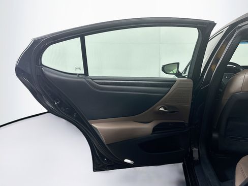 Used 2022 Lexus ES 350 w/ Premium Package image 26