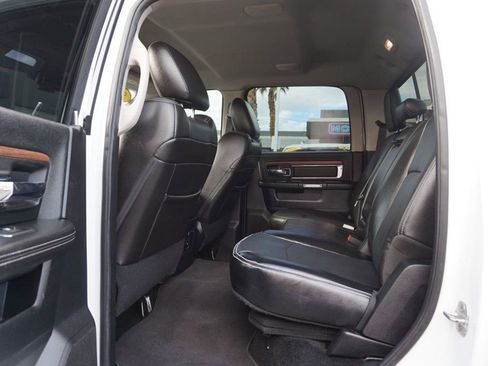 Used 2014 RAM 2500 Laramie w/ Protection Group image 19