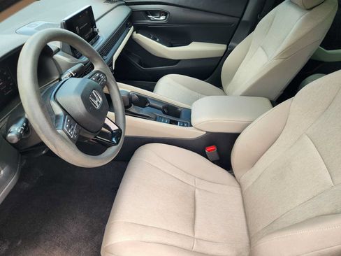 Used 2024 Honda Accord LX image 12