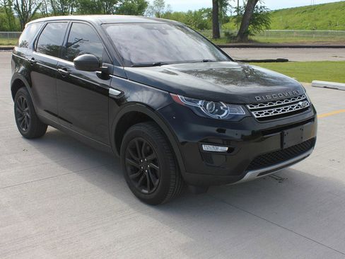 Used 2018 Land Rover Discovery Sport HSE AWD/4WD image 2