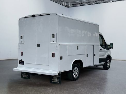 Used 2022 Ford Transit 350 w/ Exterior Upgrade Package RWD image 4