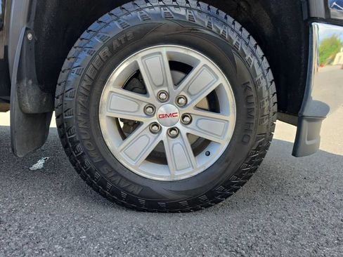 Used 2015 GMC Sierra 1500 SLE w/ SLE Value Package AWD/4WD image 9