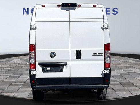Used 2023 RAM ProMaster 3500 FWD image 5