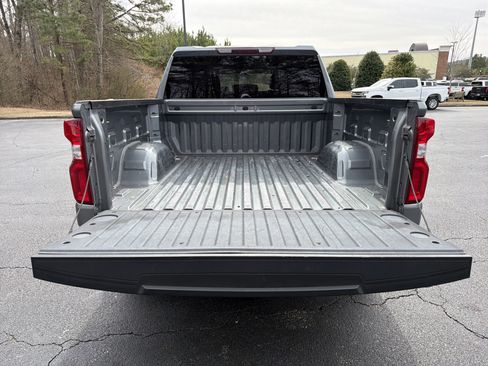 Used 2021 Chevrolet Silverado 1500 RST w/ LPO, Blackout Package image 18