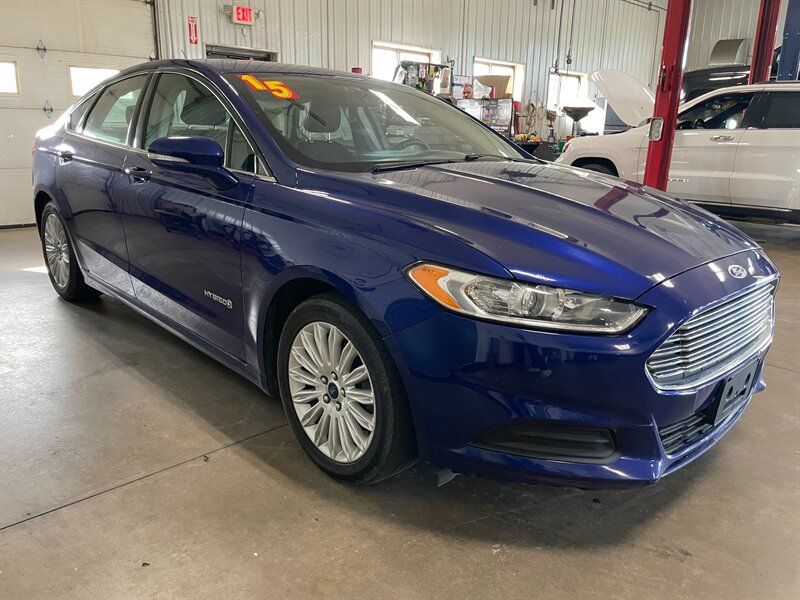 Used 2015 Ford Fusion SE FWD image 5