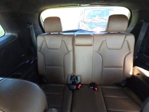 Used 2020 Kia Telluride SX w/ SX Prestige Package AWD/4WD image 14